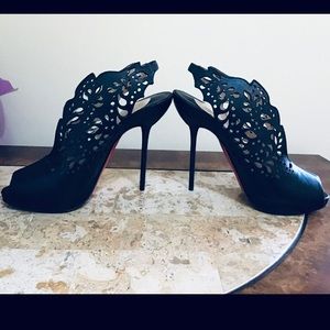 Christian Louboutin  Slingback Pumps